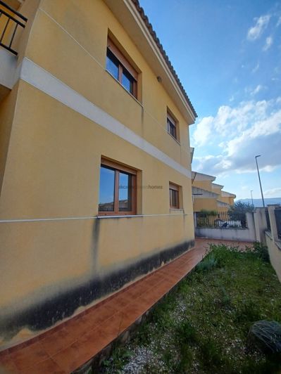 Image No.8-4 Bed Townhouse for sale