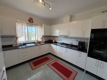 gwhatsapp-image-2026-04-10-at-142127-11-