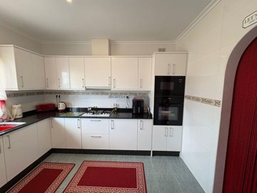 gwhatsapp-image-2026-04-10-at-142127-12-