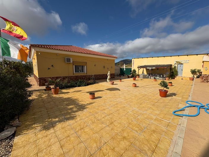 Image No.30-3 Bed Villa for sale