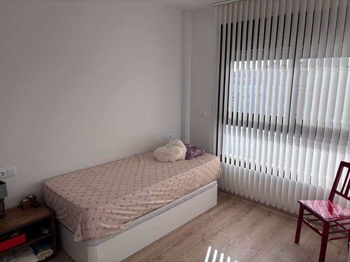 Image No.20-2 Bed Townhouse for sale