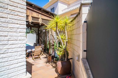 gcf580d23-5553-4600-b4ac-b9dd89fe4654