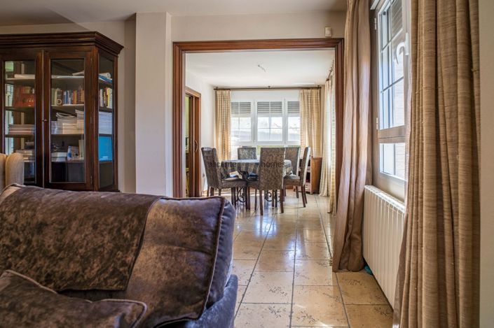 Image No.25-3 Bed Villa for sale