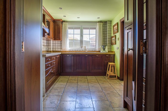 Image No.34-3 Bed Villa for sale