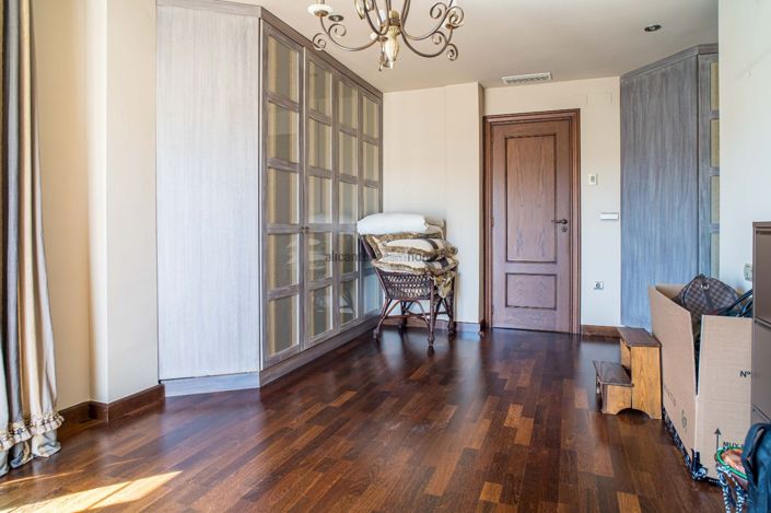 Image No.40-3 Bed Villa for sale