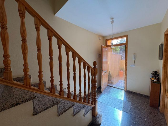 Image No.4-3 Bed Townhouse for sale