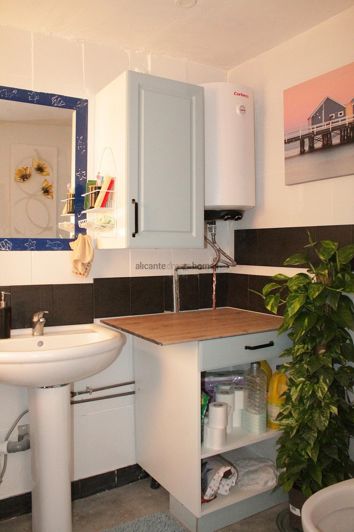 Image No.27-2 Bed Country House for sale