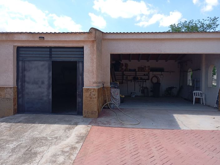 Image No.24-3 Bed Villa for sale