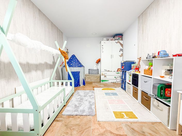 Image No.15-2 Bed Townhouse for sale