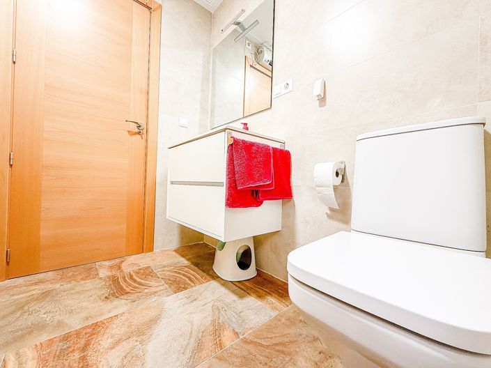 Image No.19-2 Bed Townhouse for sale