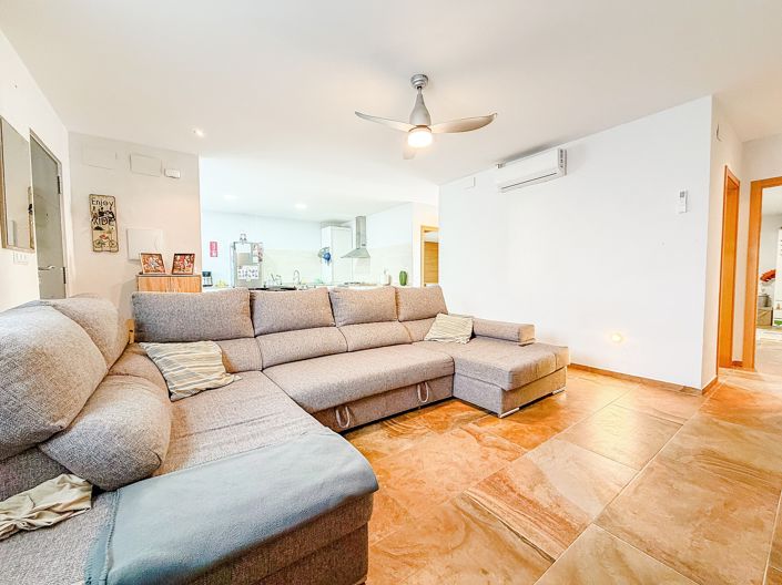 Image No.7-2 Bed Townhouse for sale