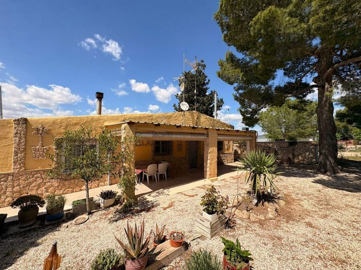 Image No.2-3 Bed Villa for sale