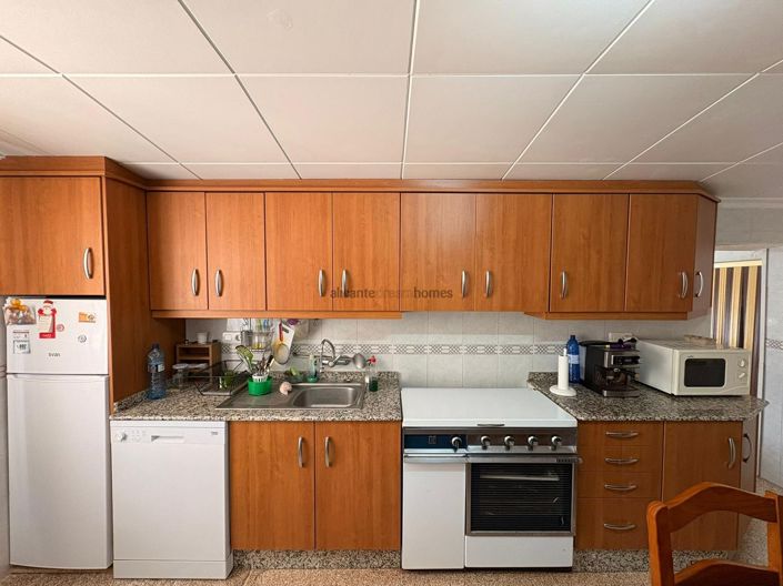 Image No.24-3 Bed Villa for sale