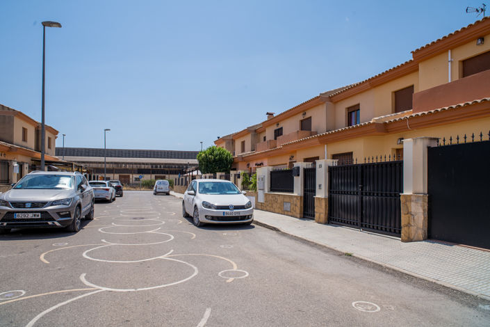 Image No.4-Villa de 4 chambres à vendre à Pinoso