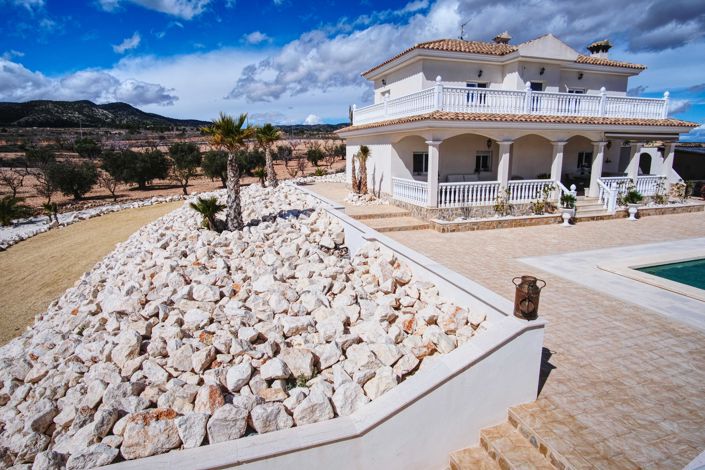 Image No.11-4 Bed Villa for sale