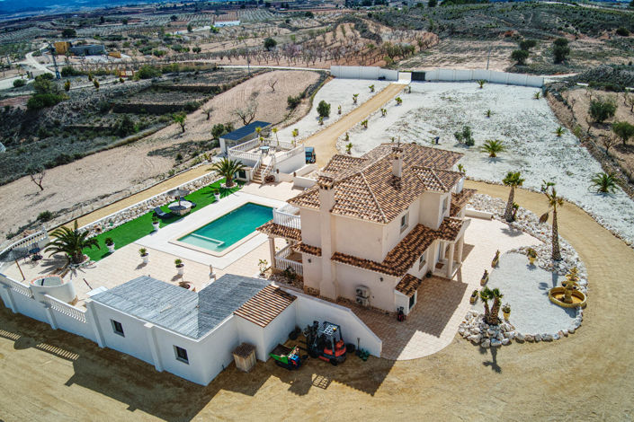 Image No.5-4 Bed Villa for sale