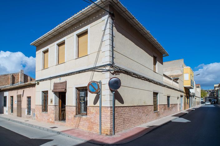 Image No.4-Townhouse for sale