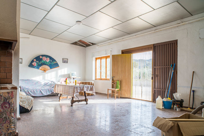 Image No.3-6 Bed Country House for sale