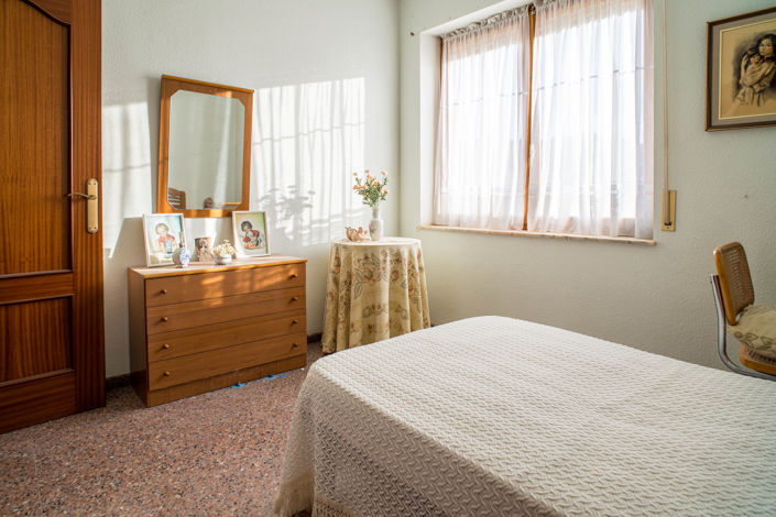 Image No.35-6 Bed Country House for sale