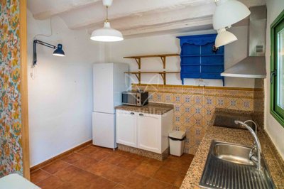 1769645935844-ywx5p0-10-full