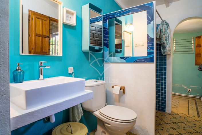 Image No.14-3 Bed Townhouse for sale