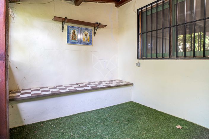 Image No.21-3 Bed Townhouse for sale