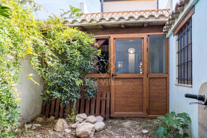 Image No.25-3 Bed Townhouse for sale