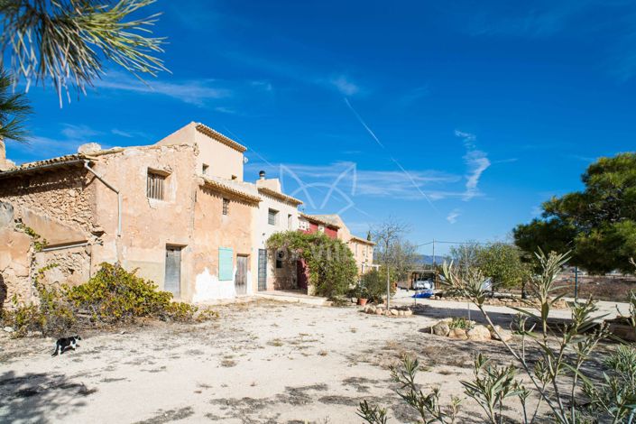 Image No.5-3 Bed Townhouse for sale