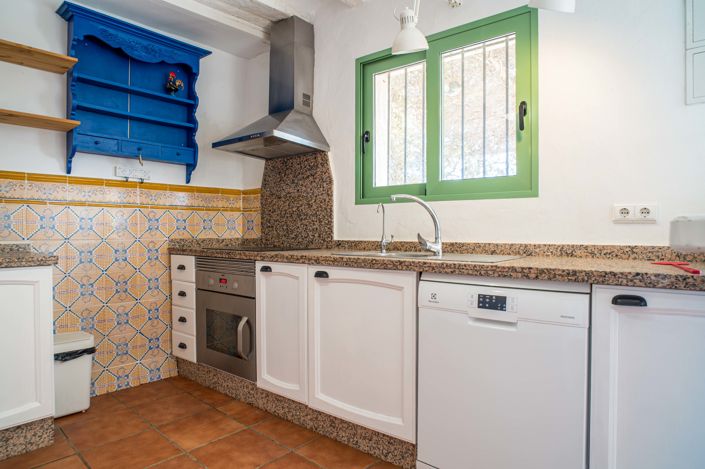 Image No.5-Townhouse for sale