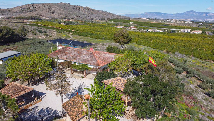Image No.7-4 Bed Country House for sale