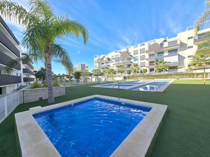 Image No.30-2 Bed Apartment for sale
