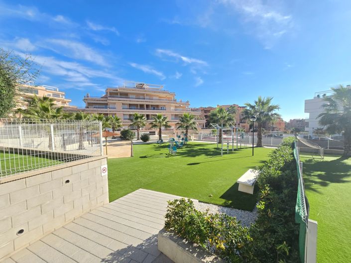 Image No.31-2 Bed Apartment for sale