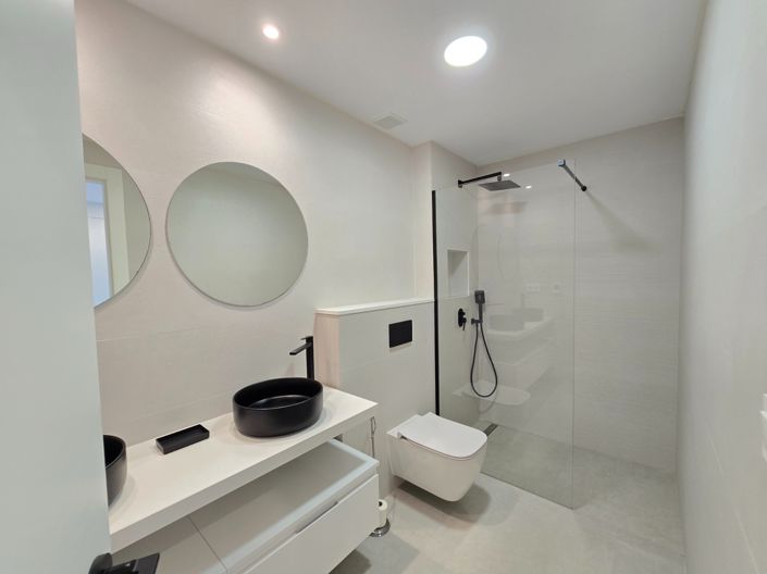 Image No.18-2 Bed Apartment for sale