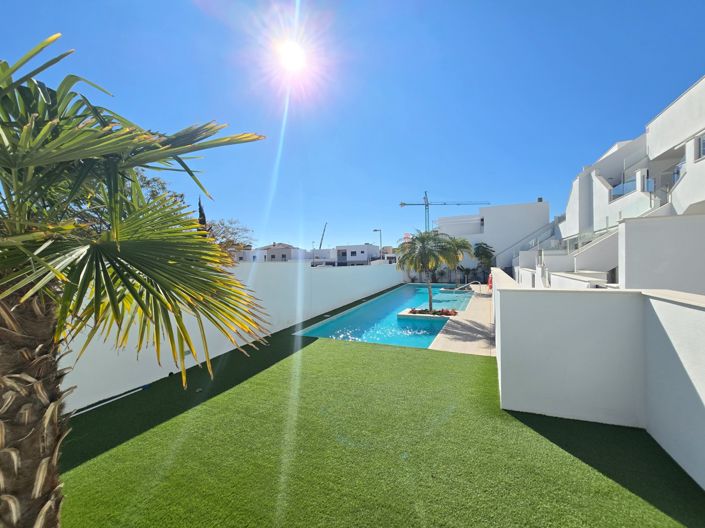 Image No.3-2 Bed Apartment for sale