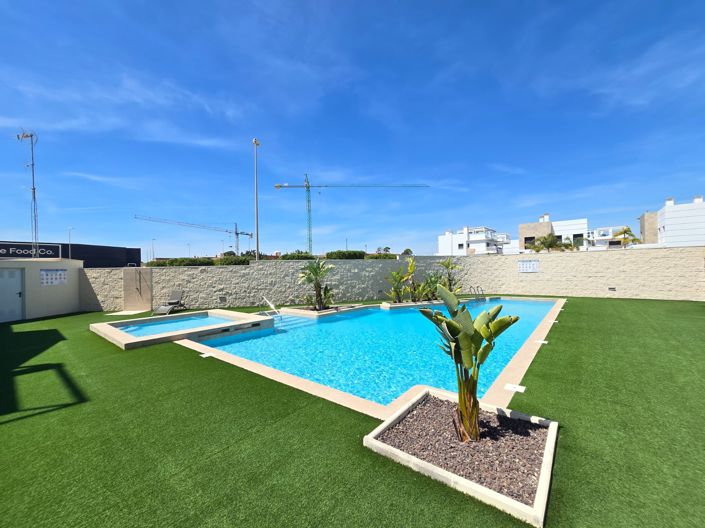 Image No.2-3 Bed Townhouse for sale