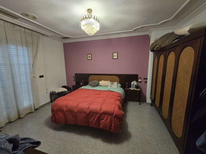 Image No.14-6 Bed Villa for sale