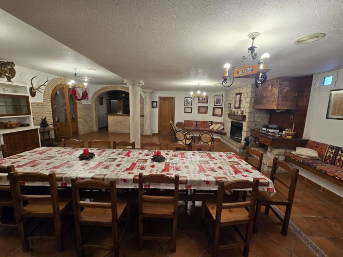 Image No.33-6 Bed Villa for sale