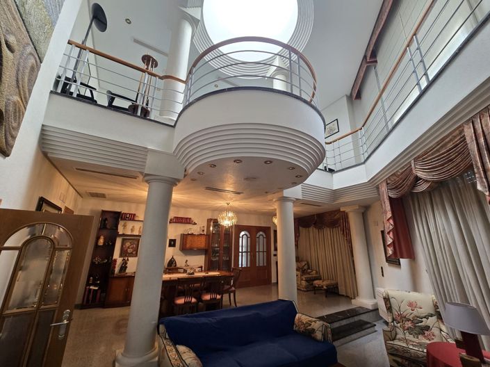 Image No.5-6 Bed Villa for sale