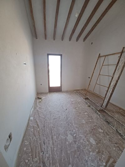 Image No.37-4 Bed Village House for sale