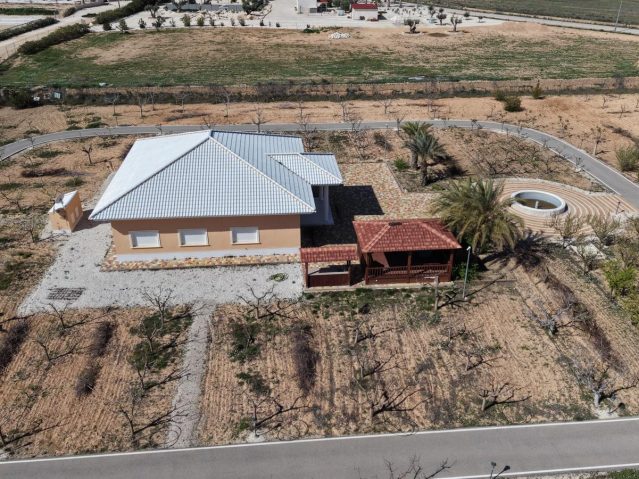 Image No.19-4 Bed Villa for sale