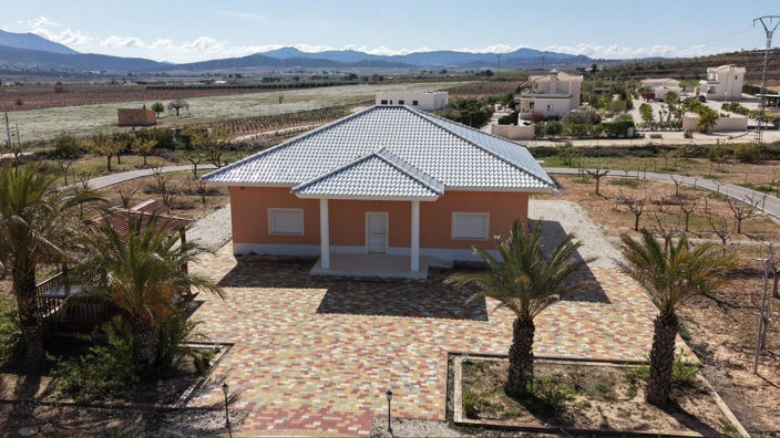 Image No.3-4 Bed Villa for sale