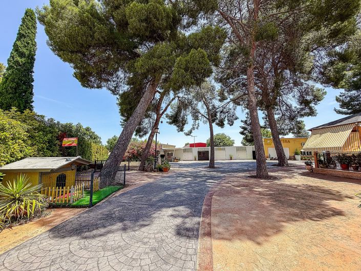 Image No.12-4 Bed Villa for sale