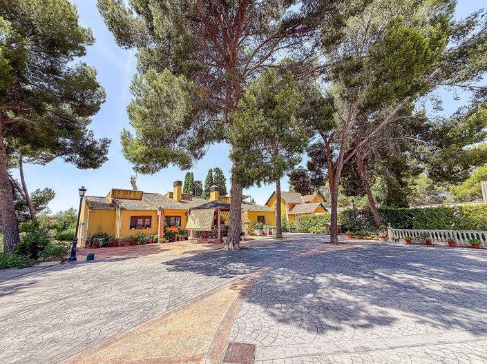 Image No.13-4 Bed Villa for sale
