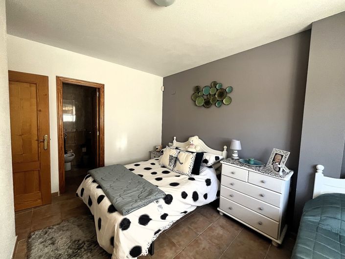 Image No.16-4 Bed Villa for sale