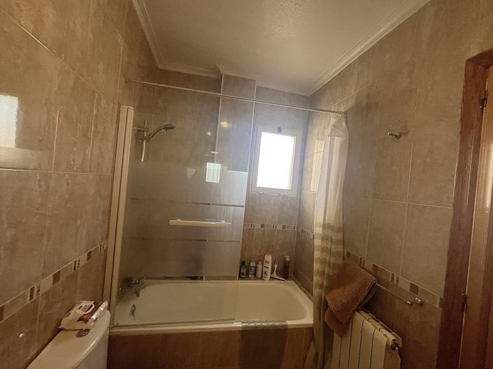 Image No.18-4 Bed Villa for sale