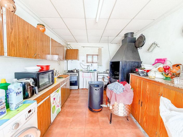 Image No.35-6 Bed Country House for sale