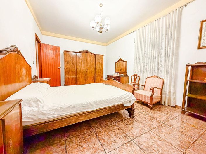 Image No.39-6 Bed Country House for sale