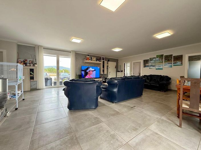 Image No.10-Villa de 4 chambres à vendre à Alicante