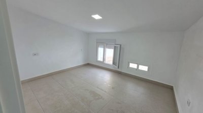 w1000063541