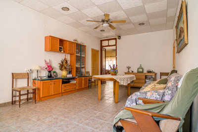 1777812959884-fox-r11320-20pinoso20townhouse2